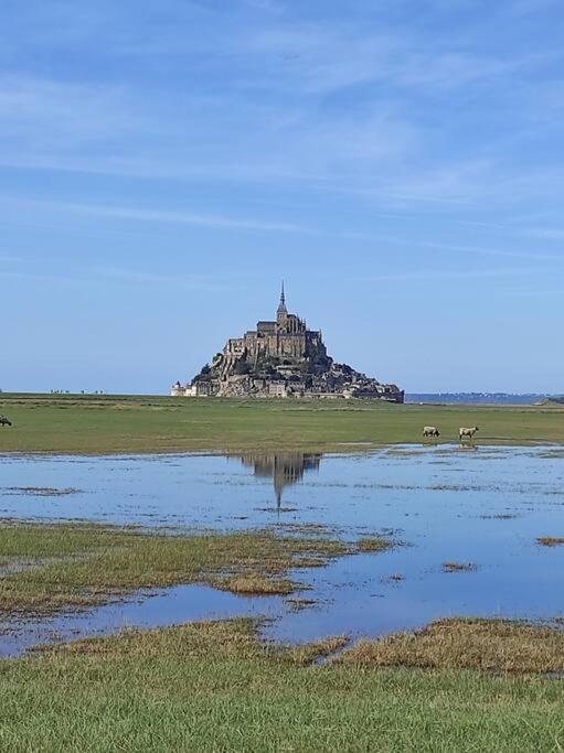 Maison Proche Du Mont Saint Michel Понторсон Екстериор снимка